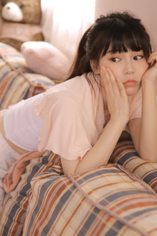 上司的丰满漂亮妻子